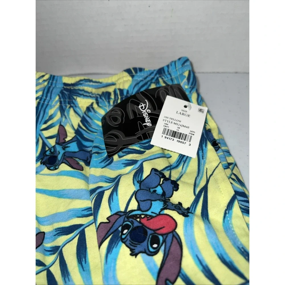 Disney NWT Mens Stitch Casual Shorts Elastic Waist Size L - Lilo & Stitch
